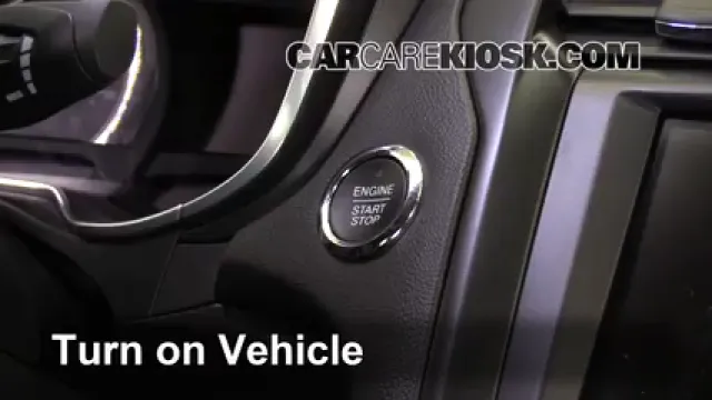 2017 Ford Fusion Energi Titanium 2.0L 4 Cyl. Bluetooth Par Teléfono